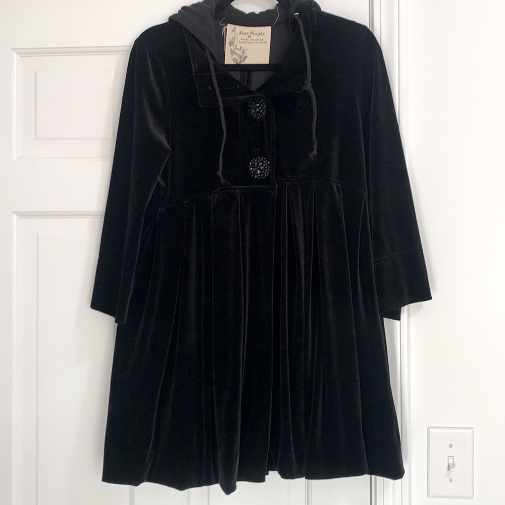 Free People 3 button up cape coat/jacket with 3/4 sleeves and hood size medium
